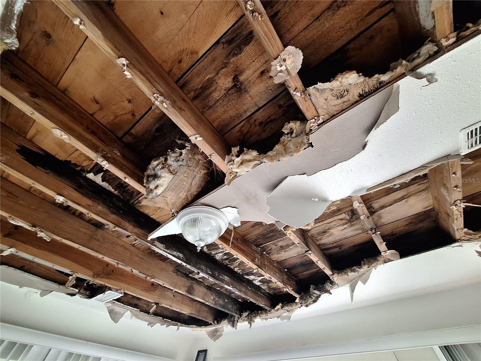 Image 25 of 69 For 5506 Carlton Road