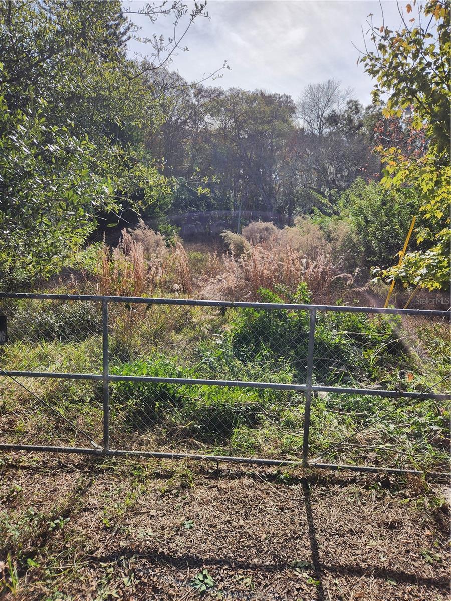 Image 5 of 8 For 10944 & 10948 Echo Loop