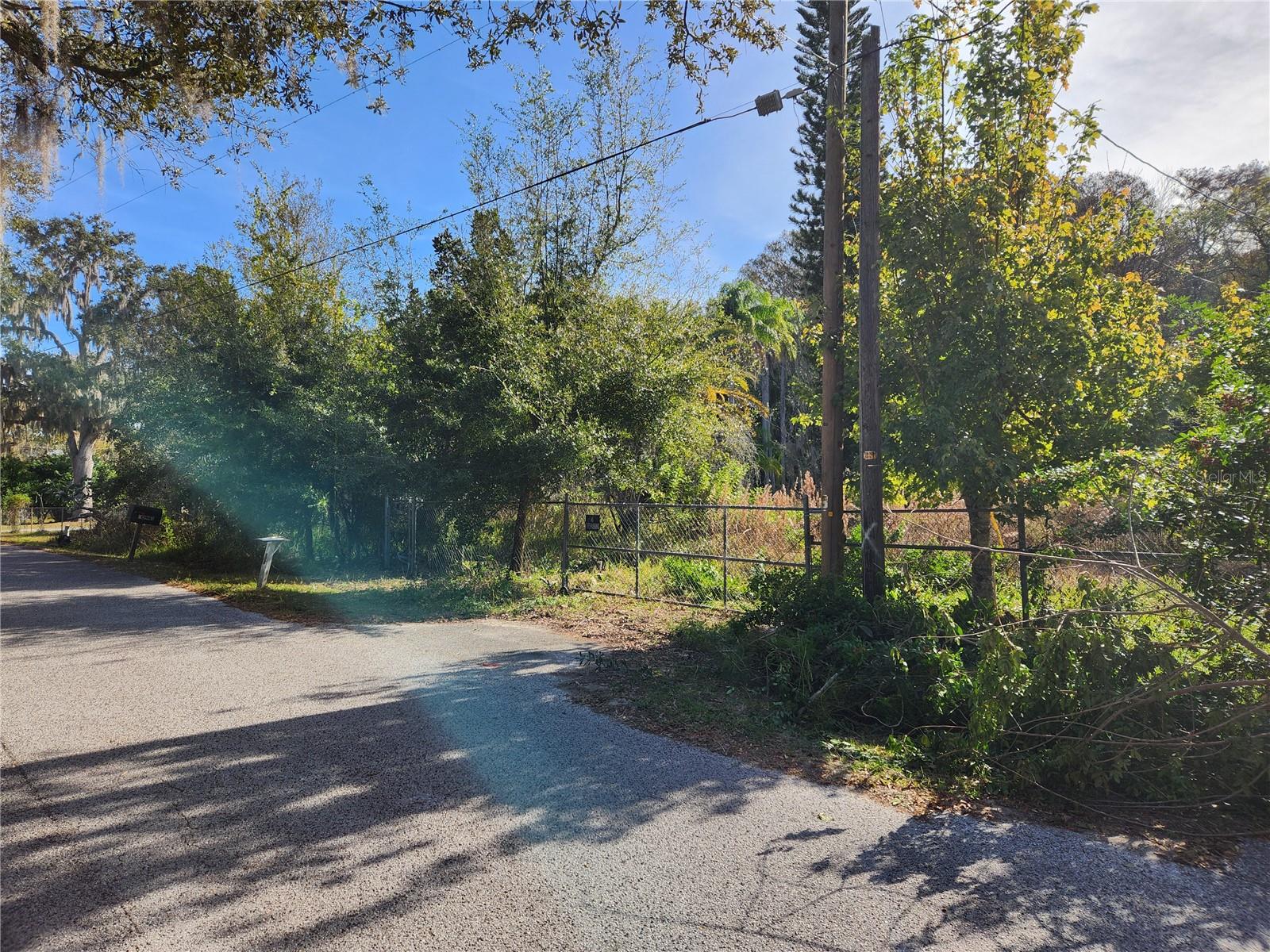 Image 6 of 8 For 10944 & 10948 Echo Loop