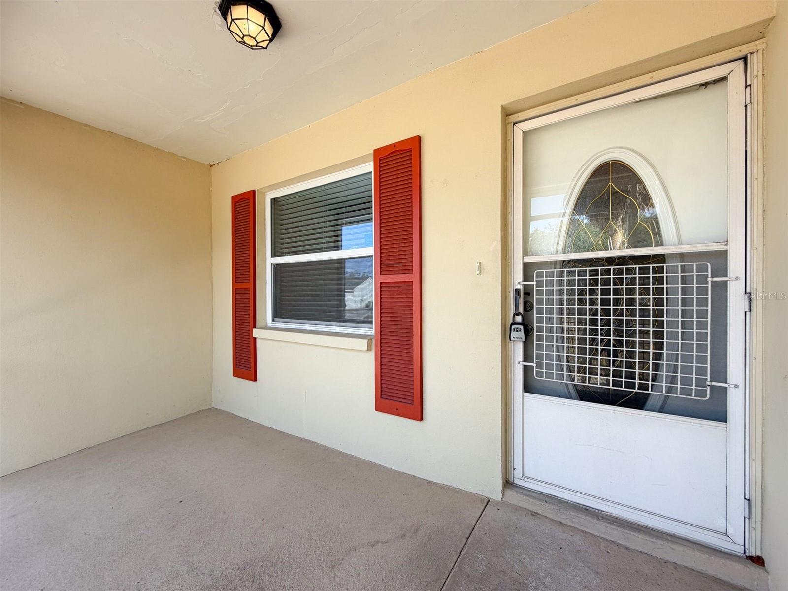 Image 5 of 41 For 10330 White Cedar St