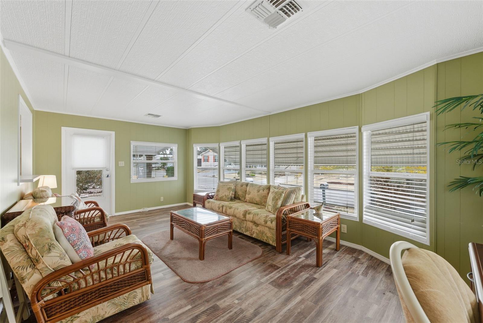 Image 11 of 61 For 7321 Grand Pine Drive