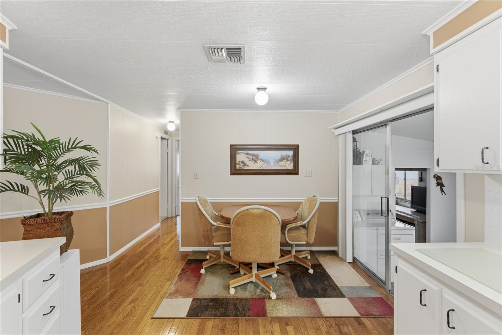 Image 21 of 61 For 7321 Grand Pine Drive