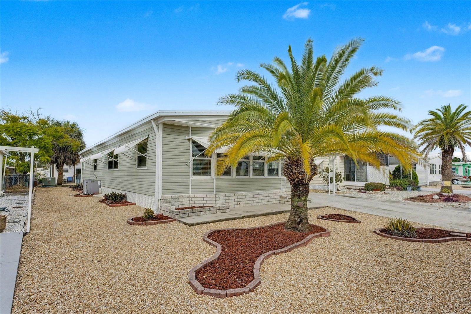 Image 4 of 61 For 7321 Grand Pine Drive