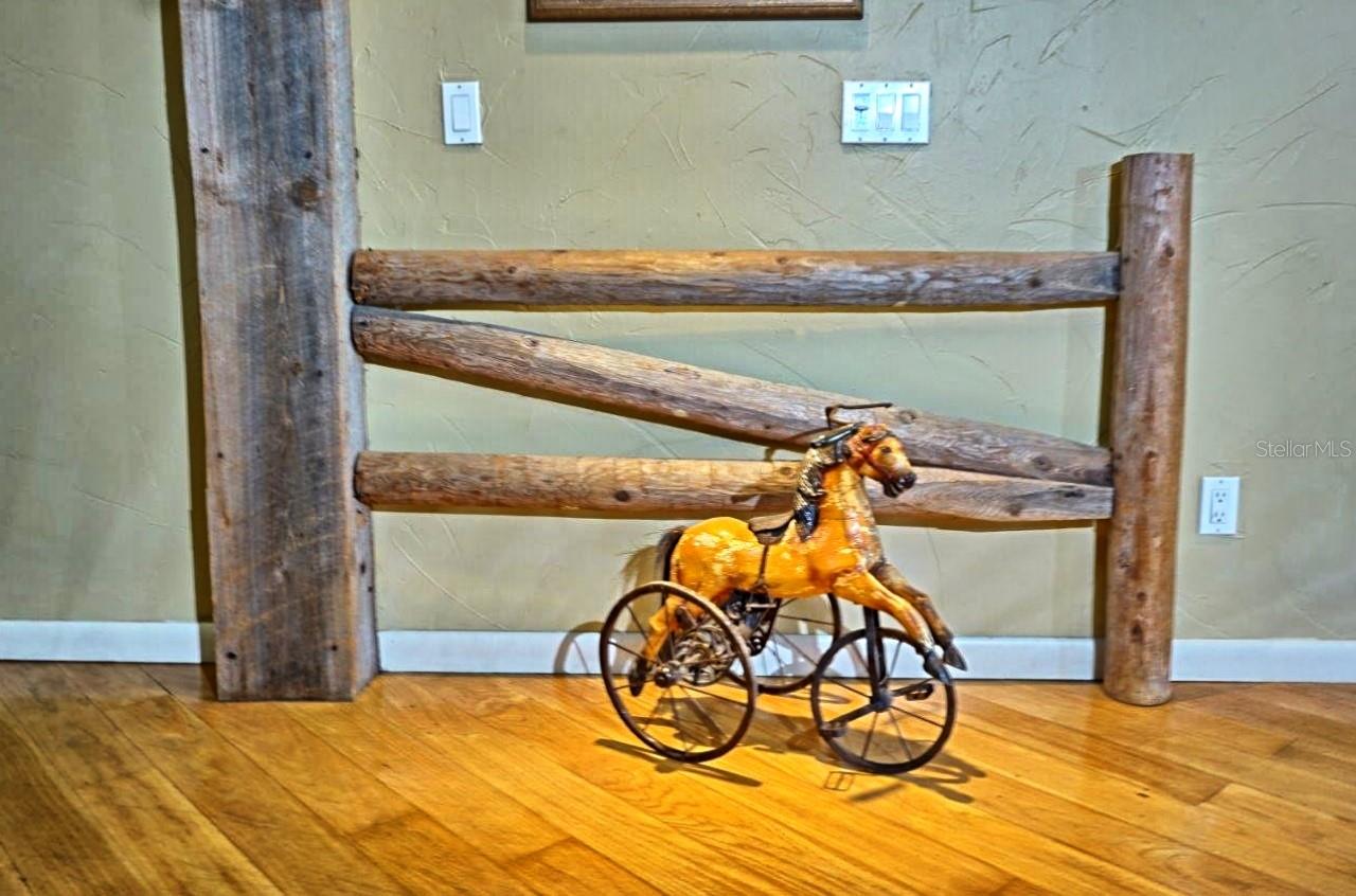 Image 10 of 35 For 1859 Mazo Manor U6