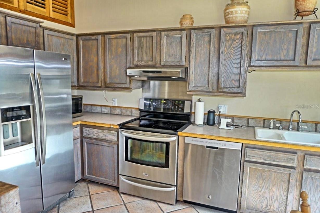 Image 13 of 35 For 1859 Mazo Manor U6