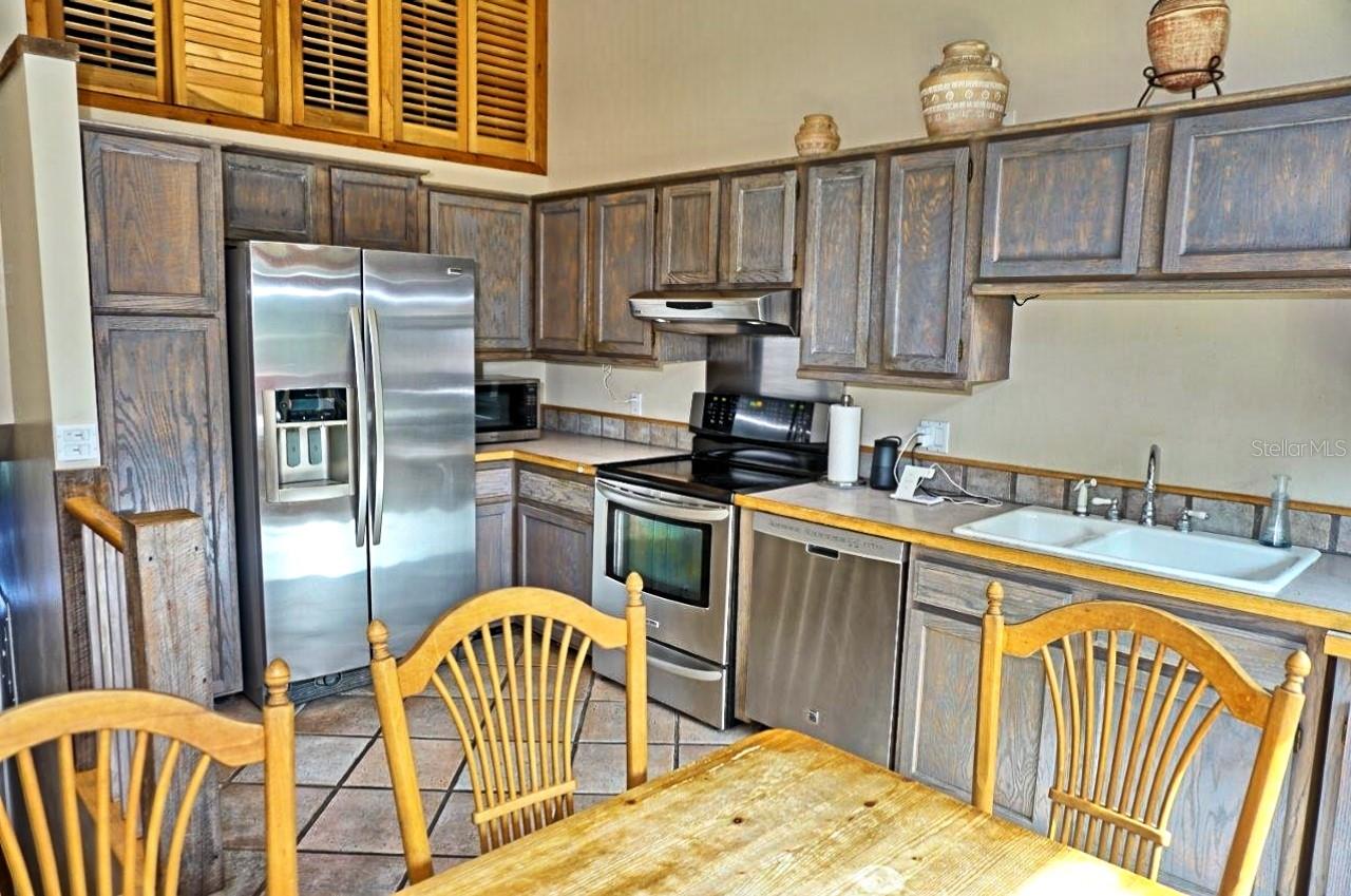 Image 15 of 35 For 1859 Mazo Manor U6