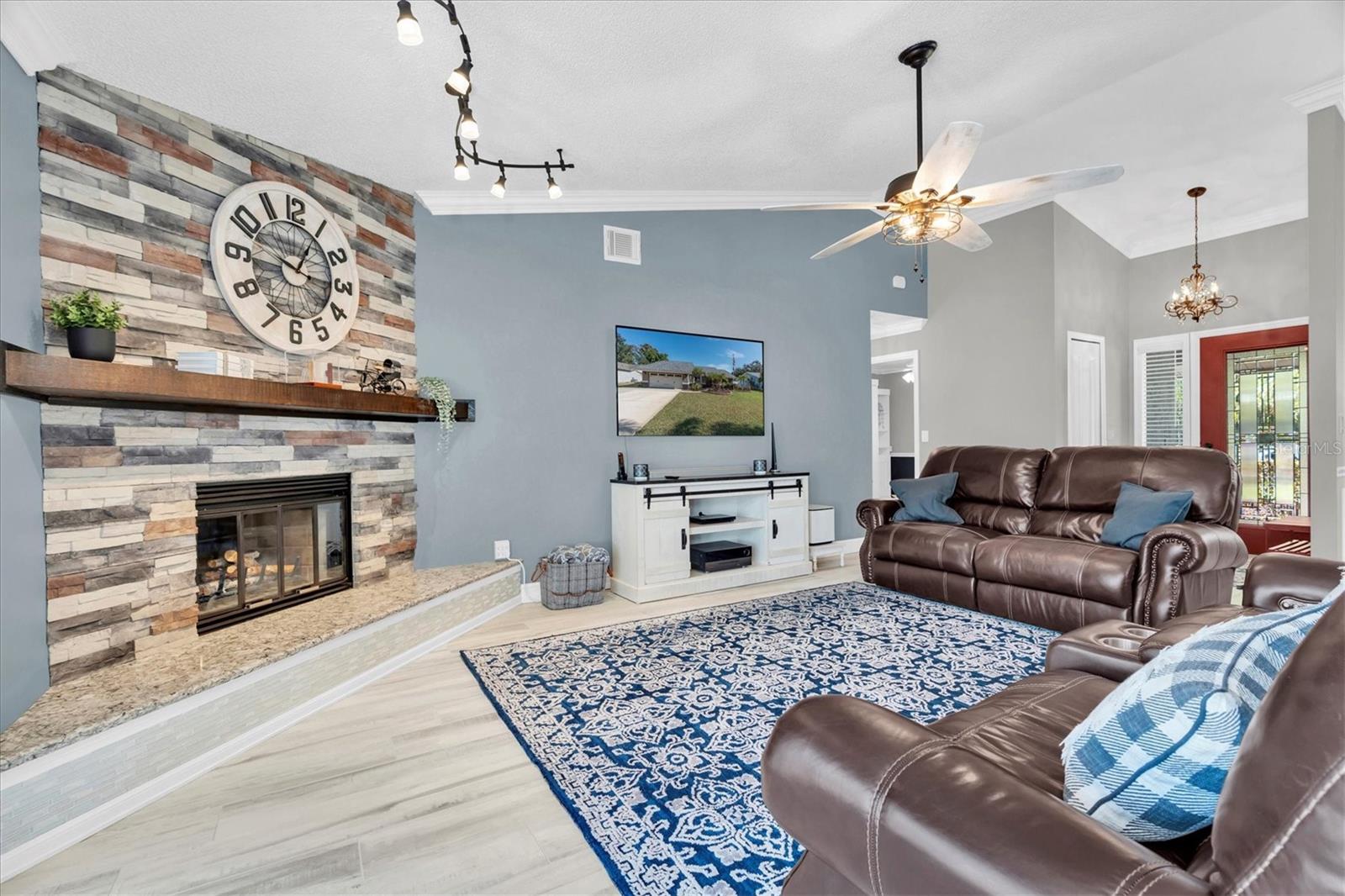 Image 5 of 35 For 1170 Falcon Ridge Lane