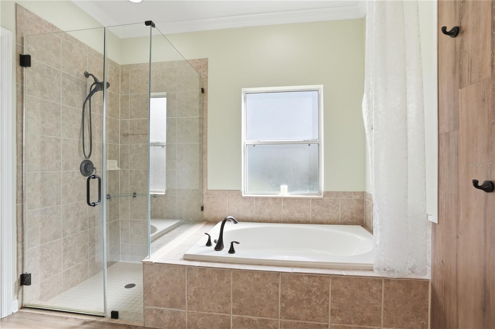 Image 21 of 46 For 11166 Belle Haven Drive