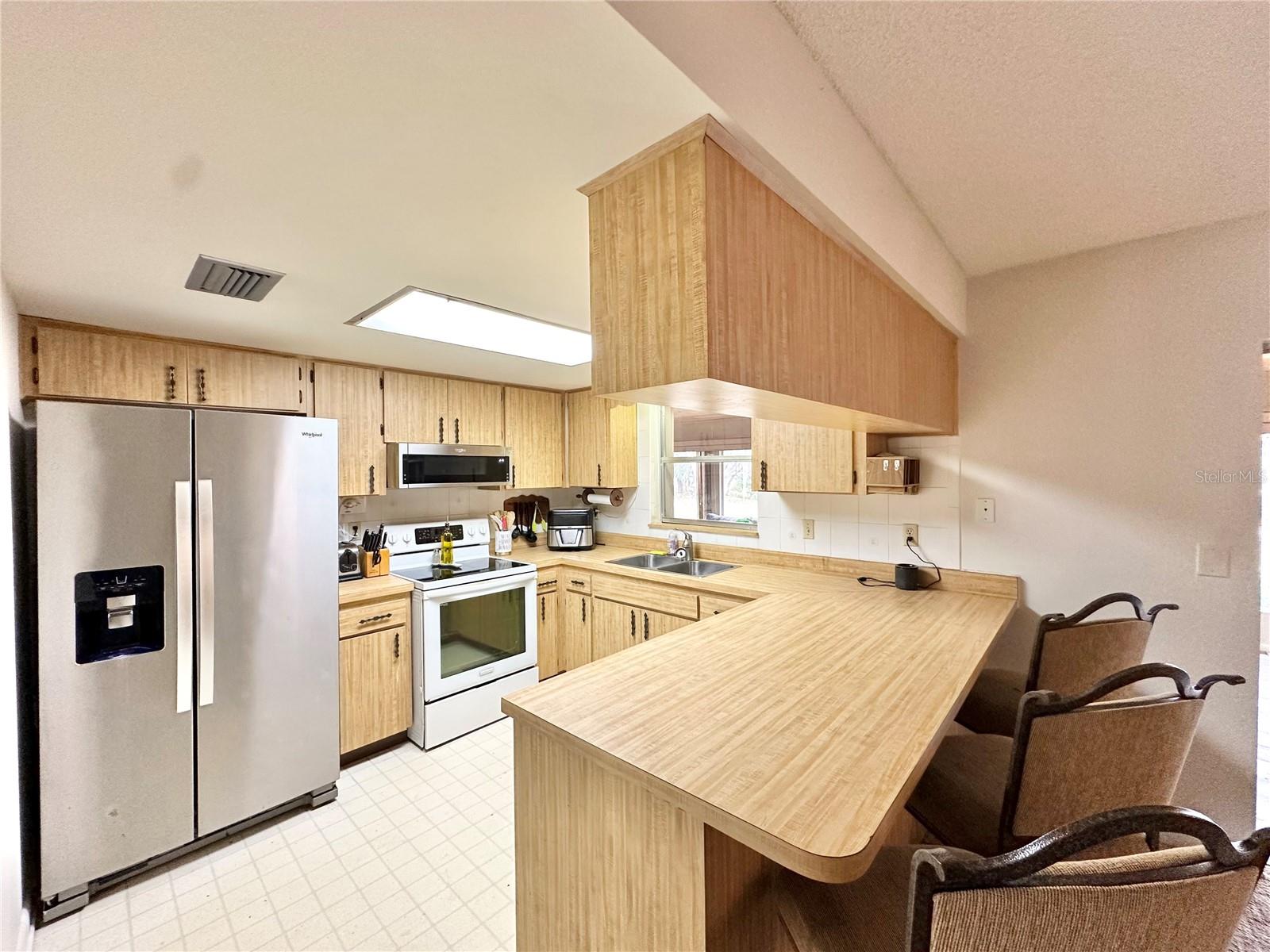 Image 18 of 50 For 7414 Acorn Circle