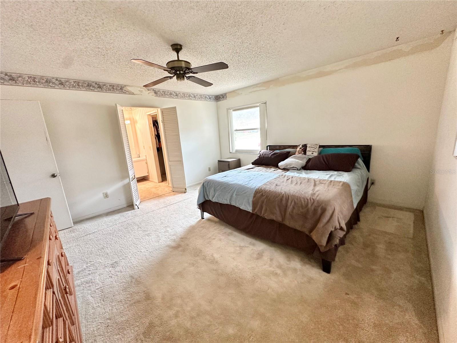 Image 28 of 50 For 7414 Acorn Circle