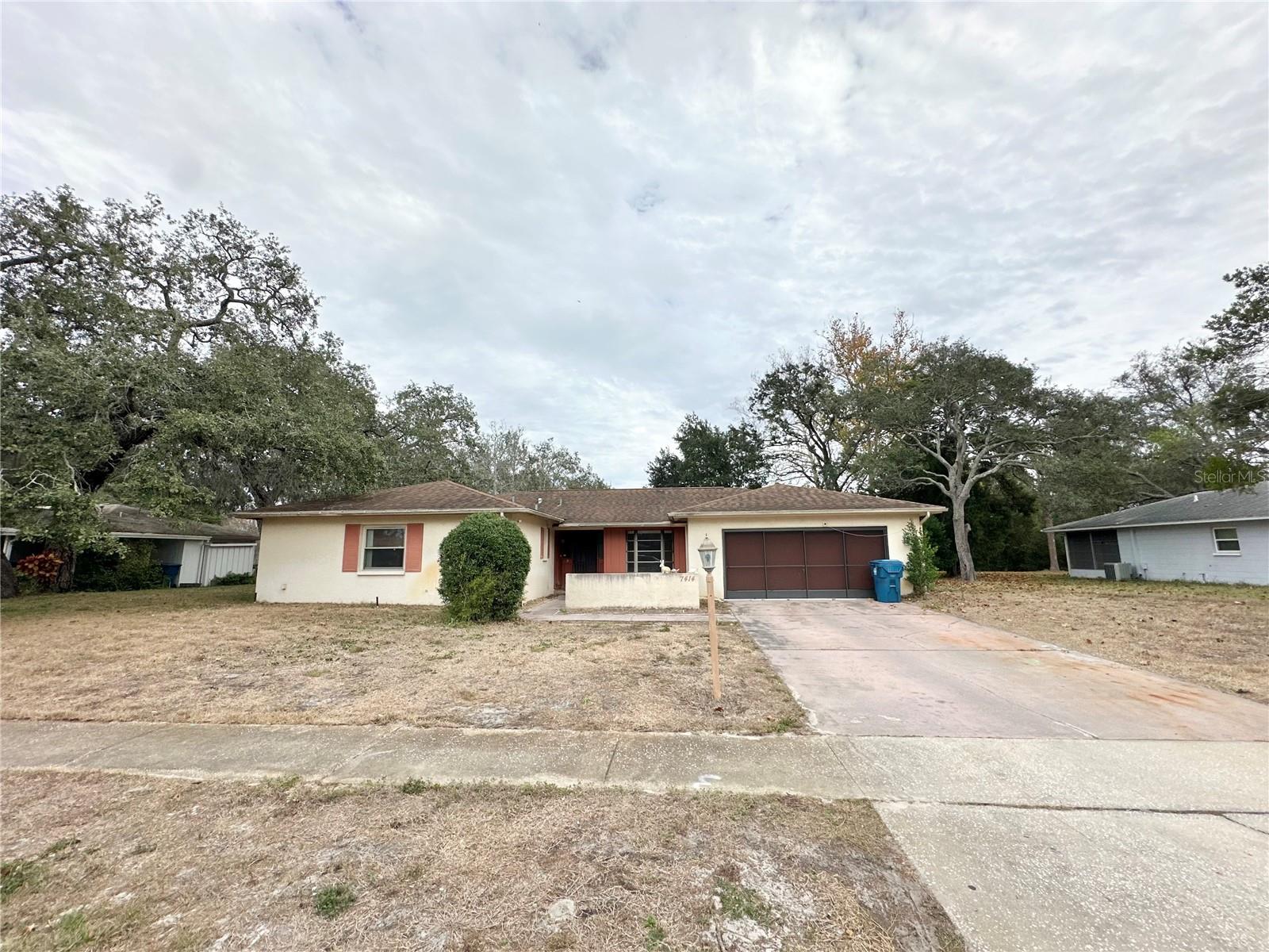 Image 42 of 50 For 7414 Acorn Circle