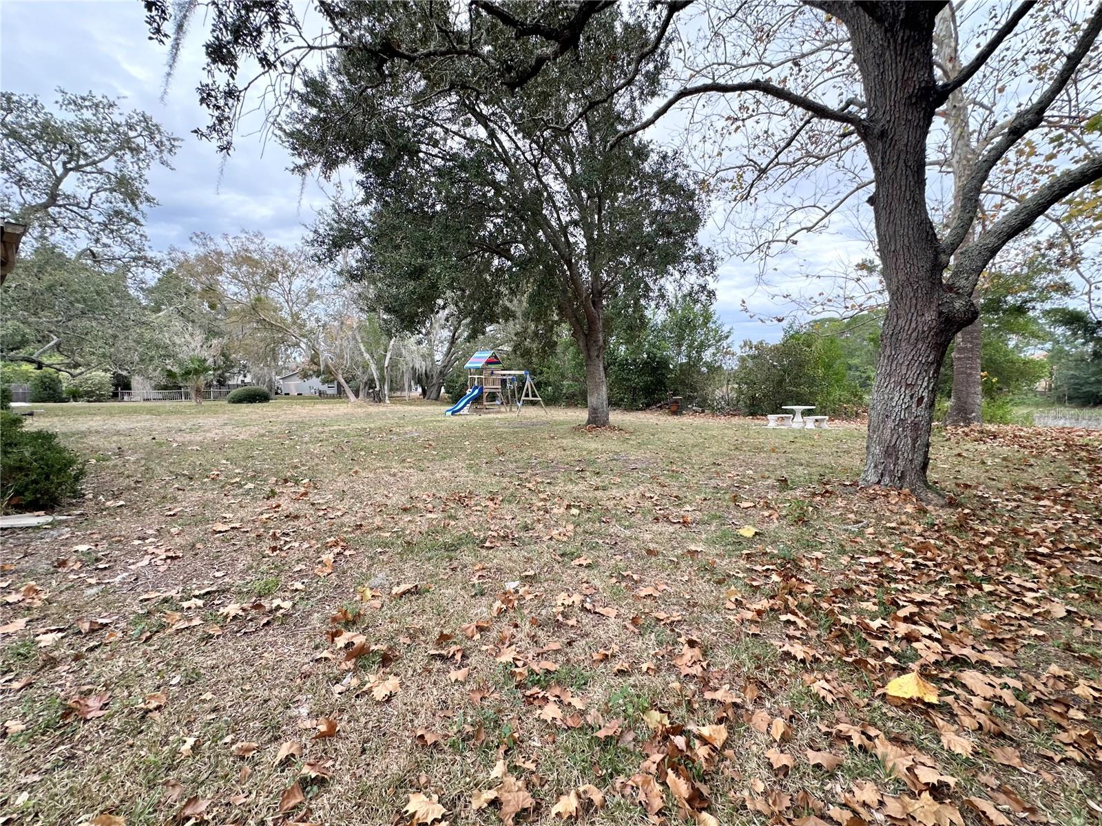 Image 43 of 50 For 7414 Acorn Circle