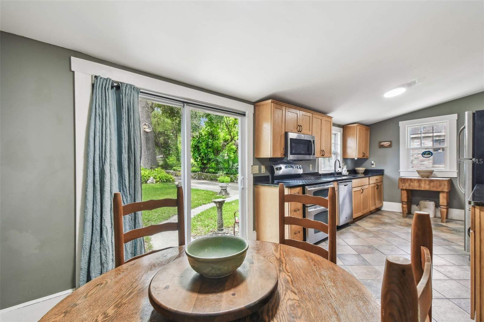 Image 29 of 54 For 7342 Grand Boulevard