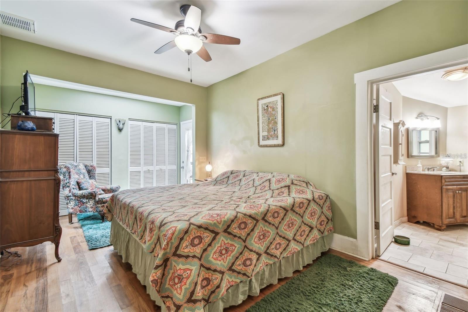 Image 33 of 54 For 7342 Grand Boulevard