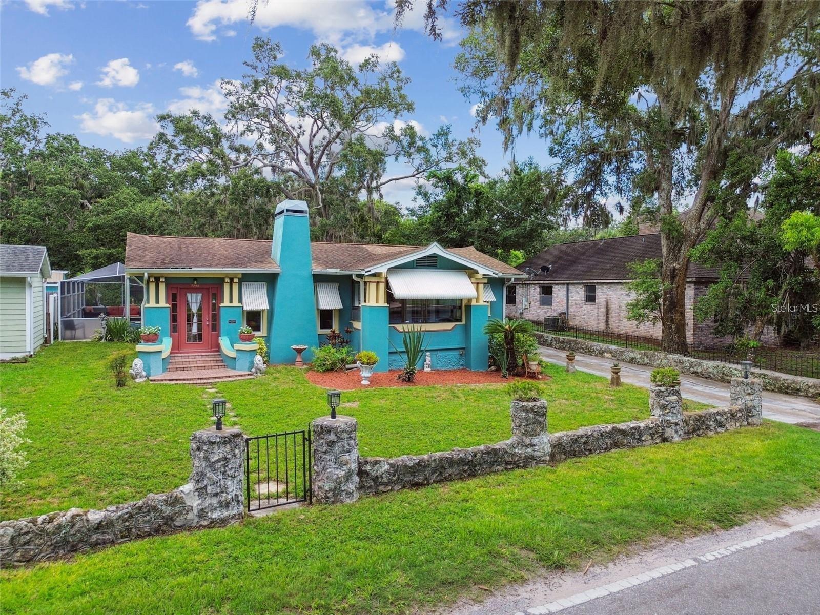 Image 7 of 54 For 7342 Grand Boulevard