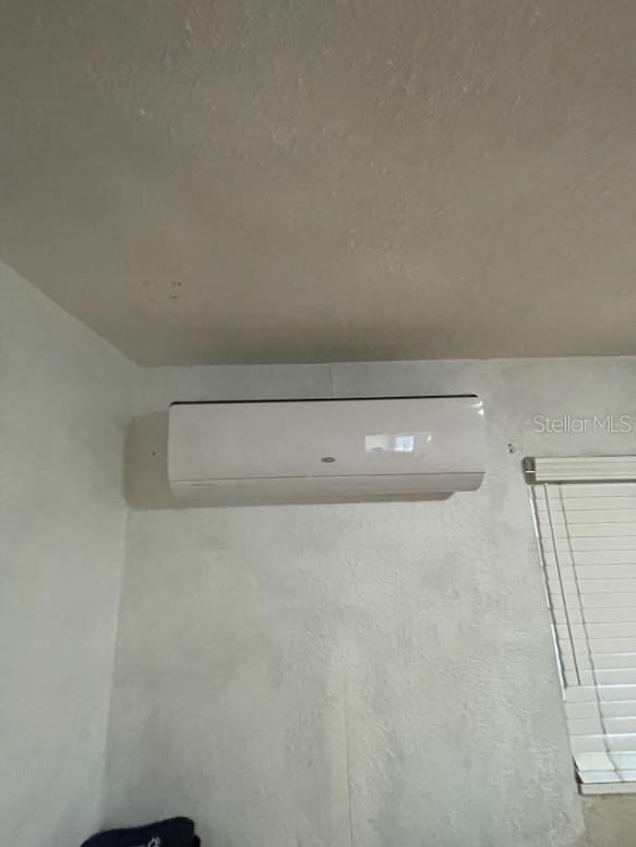 Image 9 of 27 For 8510 Willow Avenue