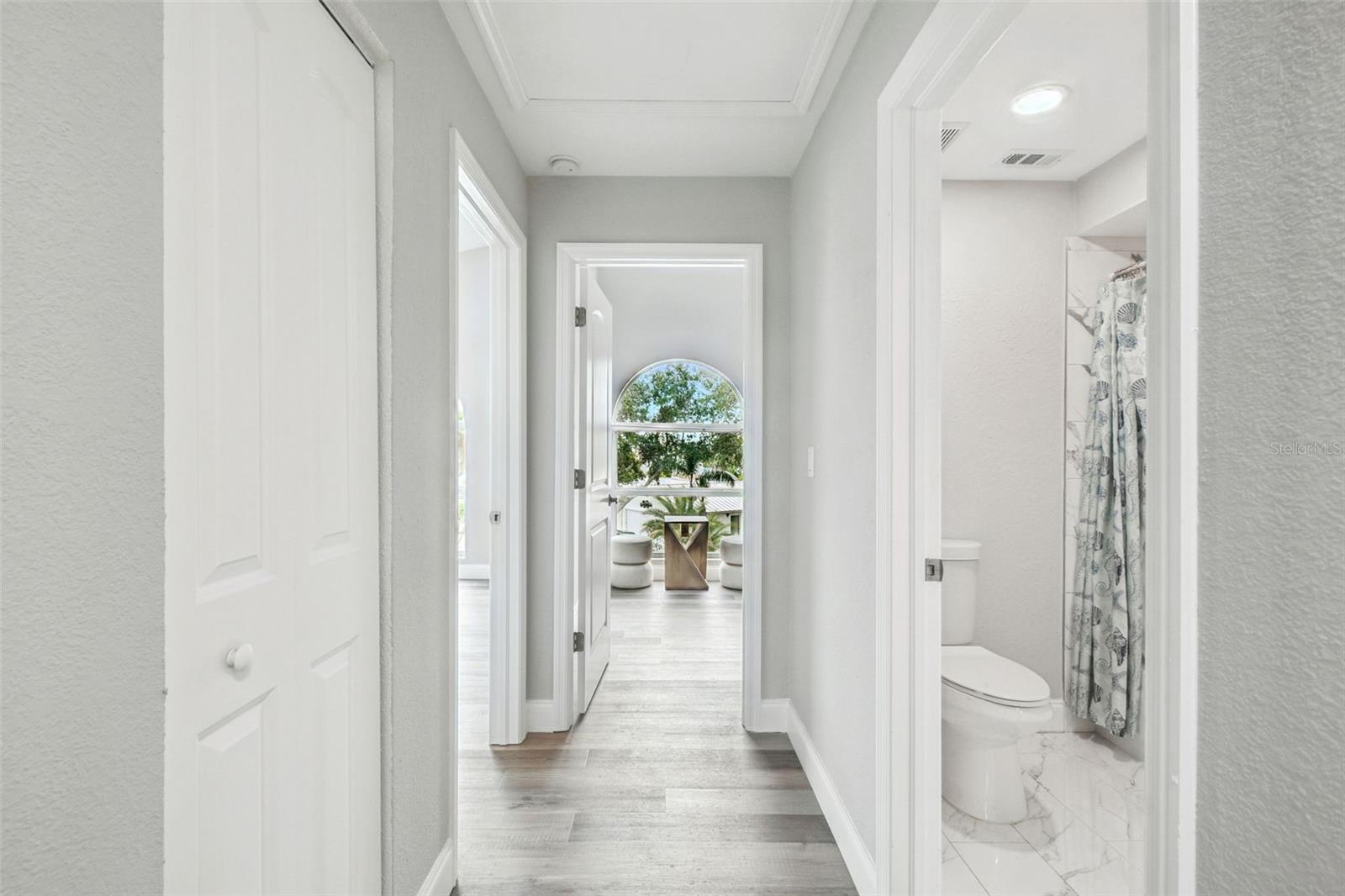 Image 30 of 44 For 6952 Southwind Drive