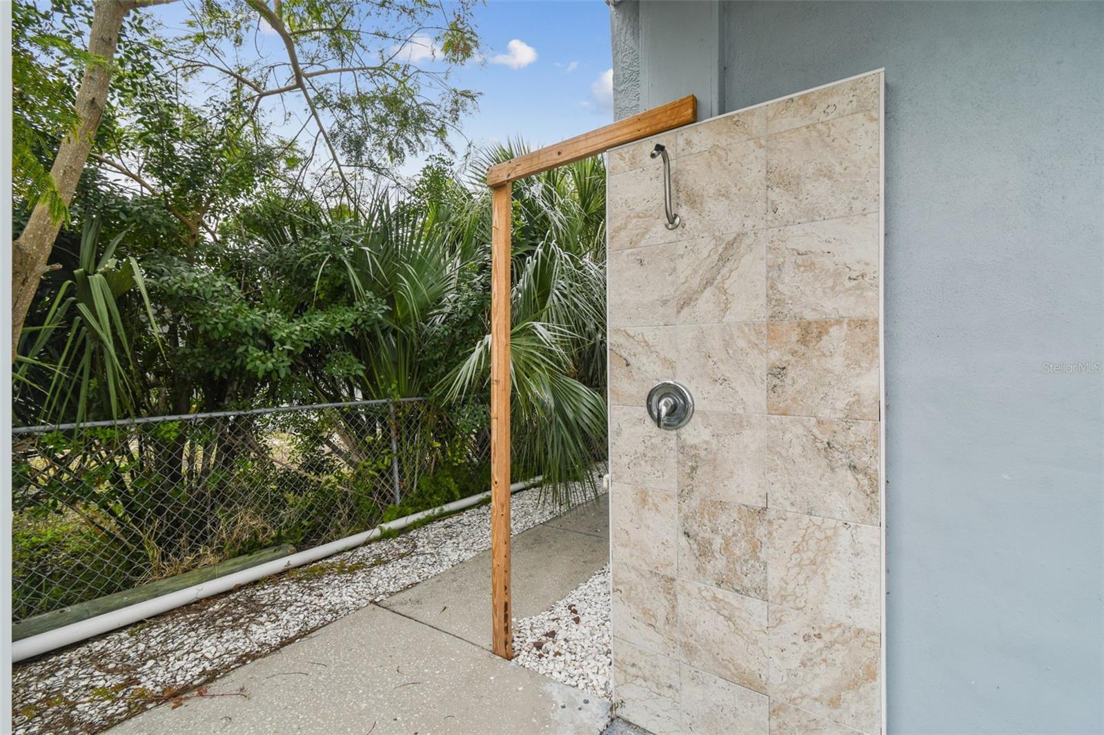 Image 37 of 44 For 6952 Southwind Drive