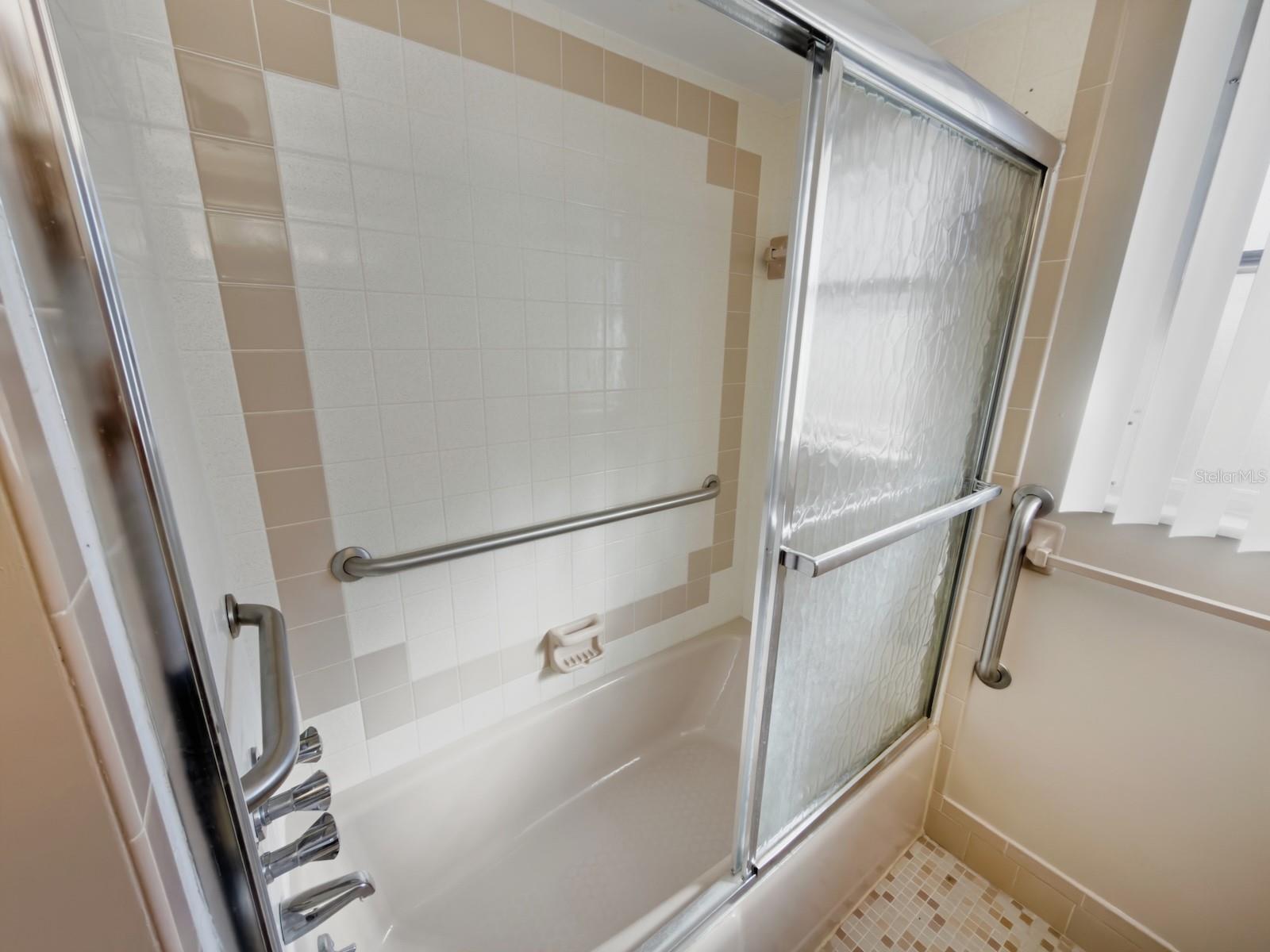 Image 27 of 40 For 7903 Valmy Lane