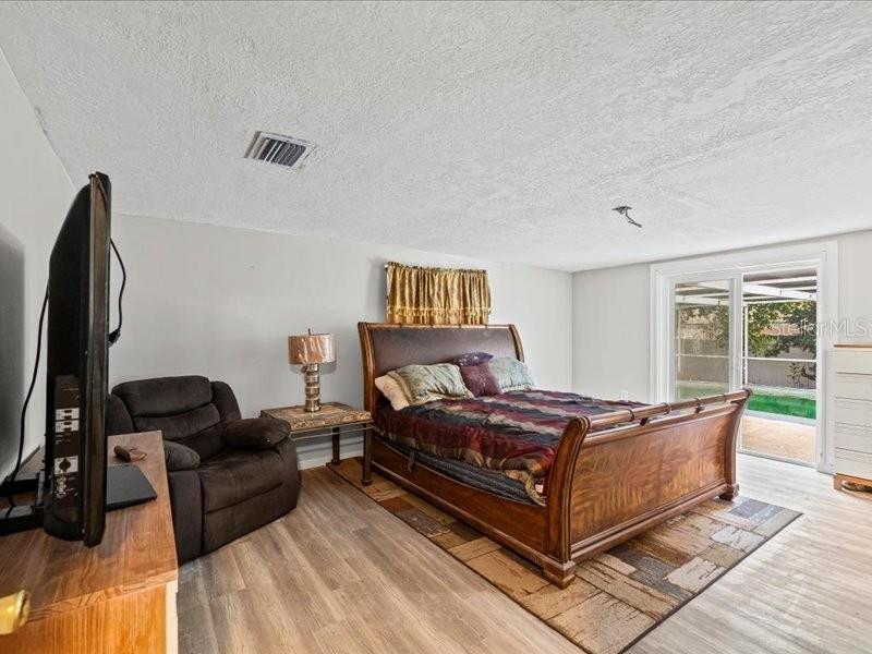 Image 19 of 32 For 3720 Warbler Drive