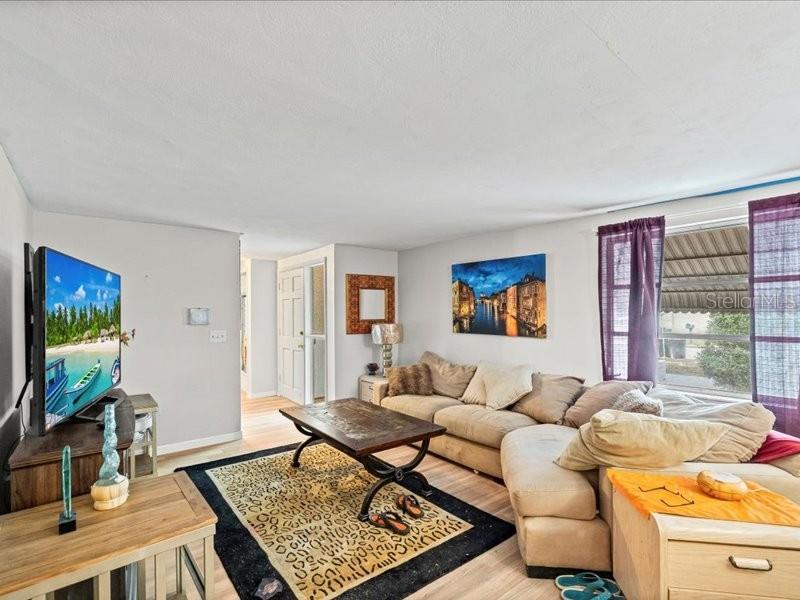 Image 7 of 32 For 3720 Warbler Drive