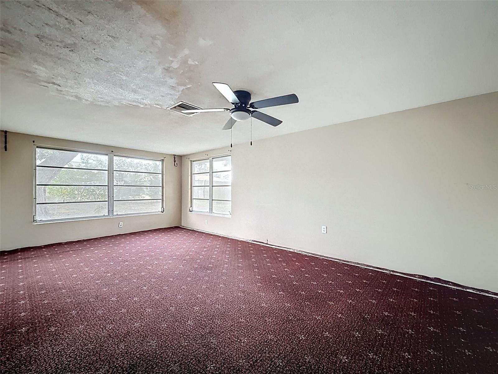 Image 11 of 26 For 7931 Lotus Drive