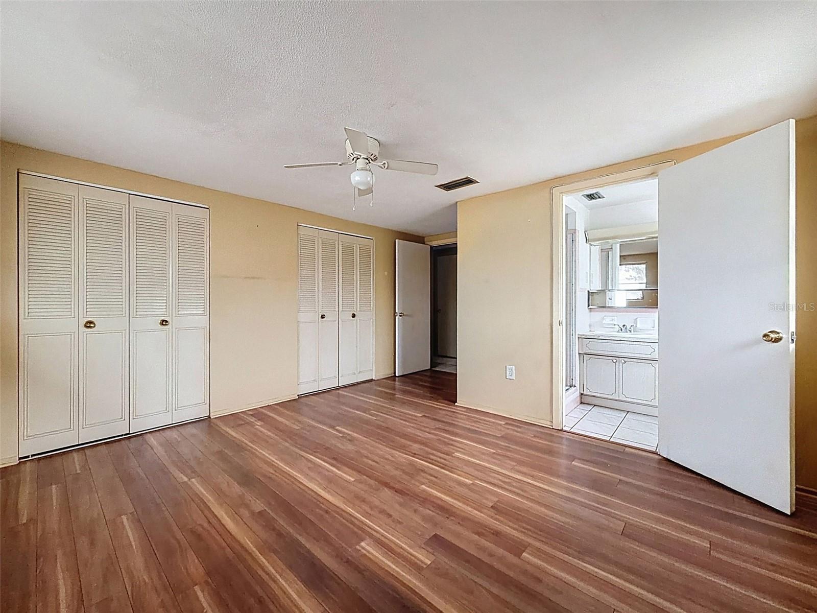 Image 15 of 26 For 7931 Lotus Drive