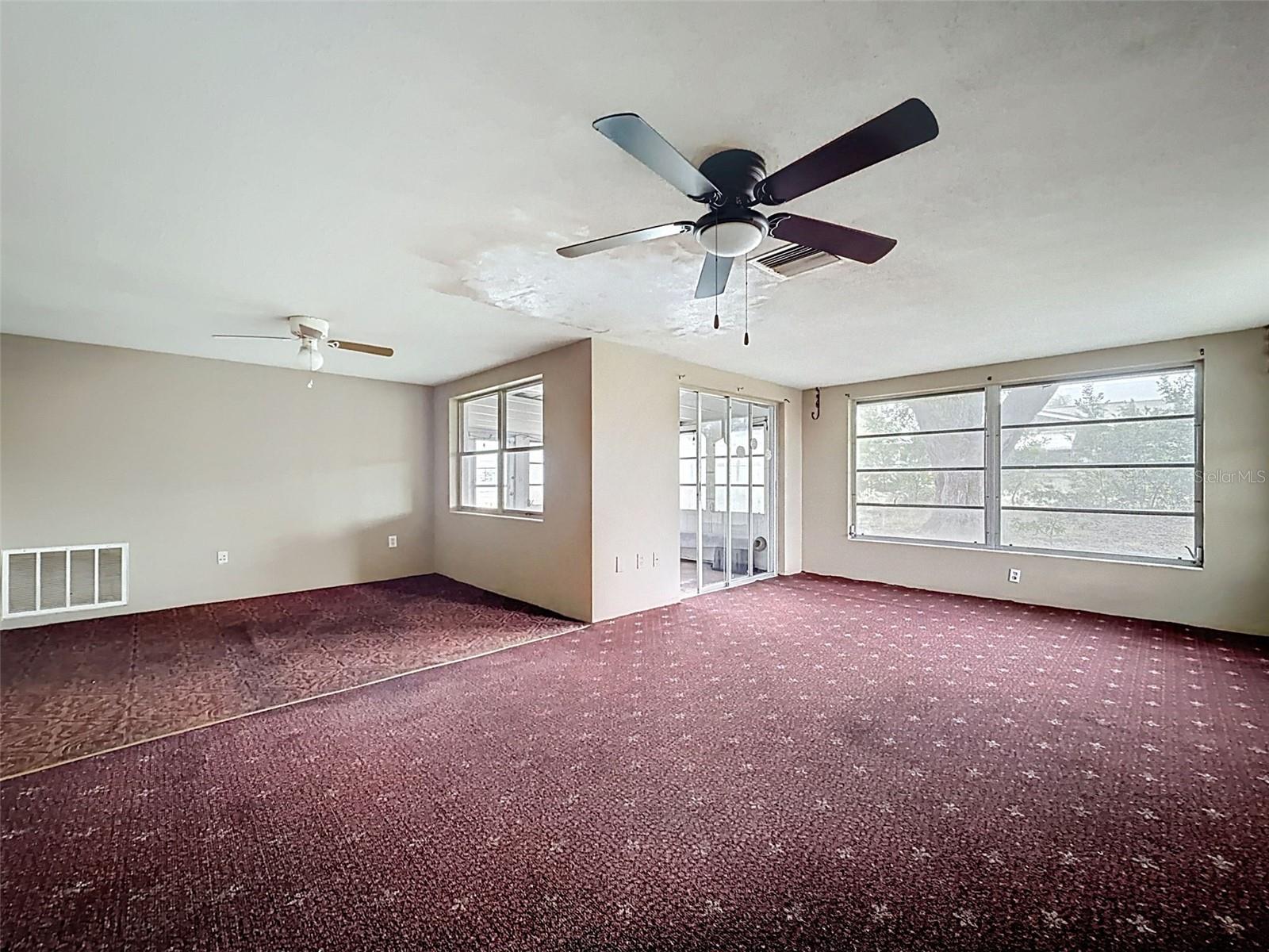 Image 9 of 26 For 7931 Lotus Drive