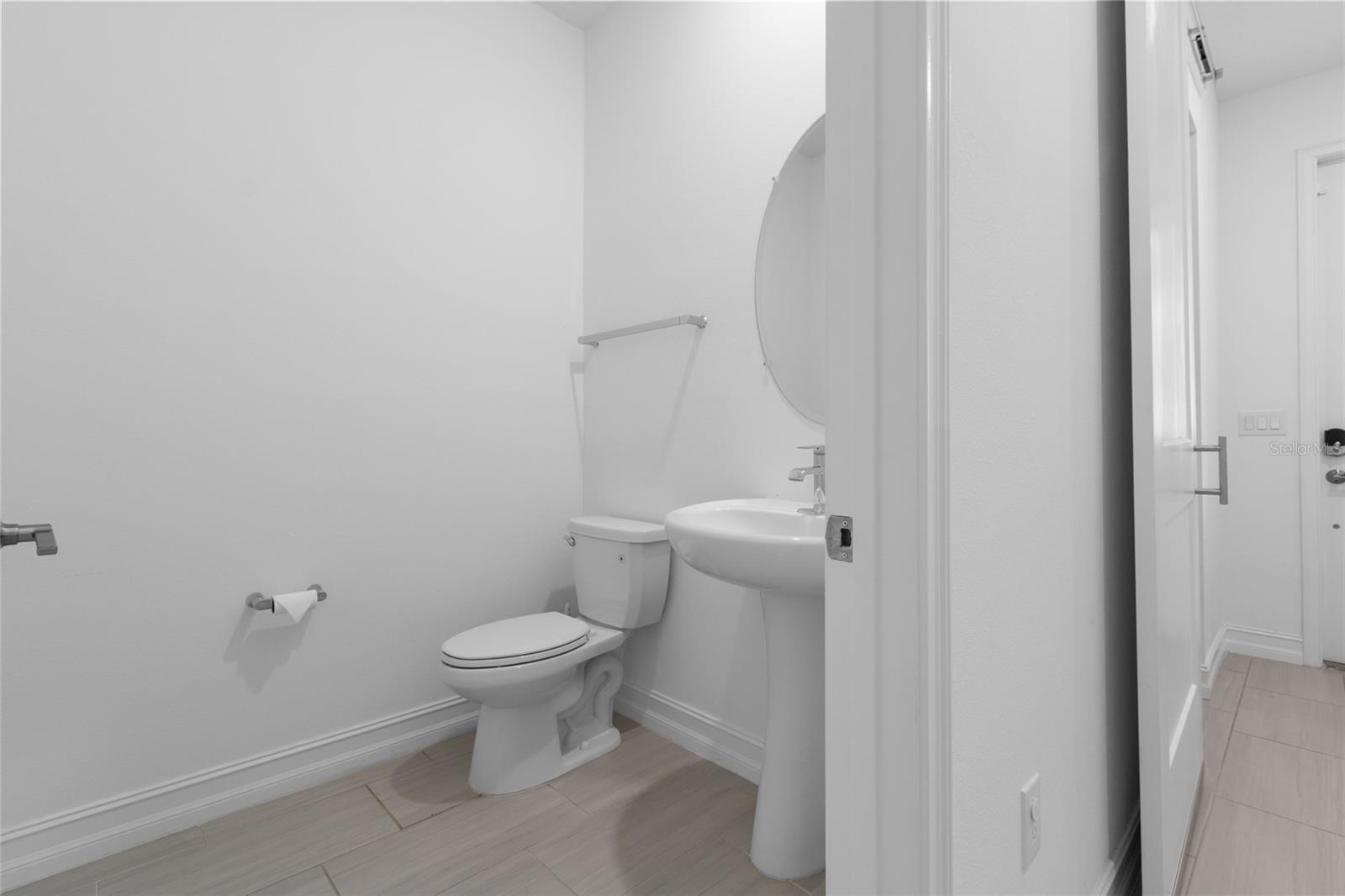 Image 10 of 54 For 19432 Forest Garden Court