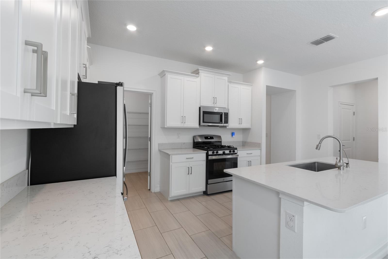 Image 17 of 54 For 19432 Forest Garden Court