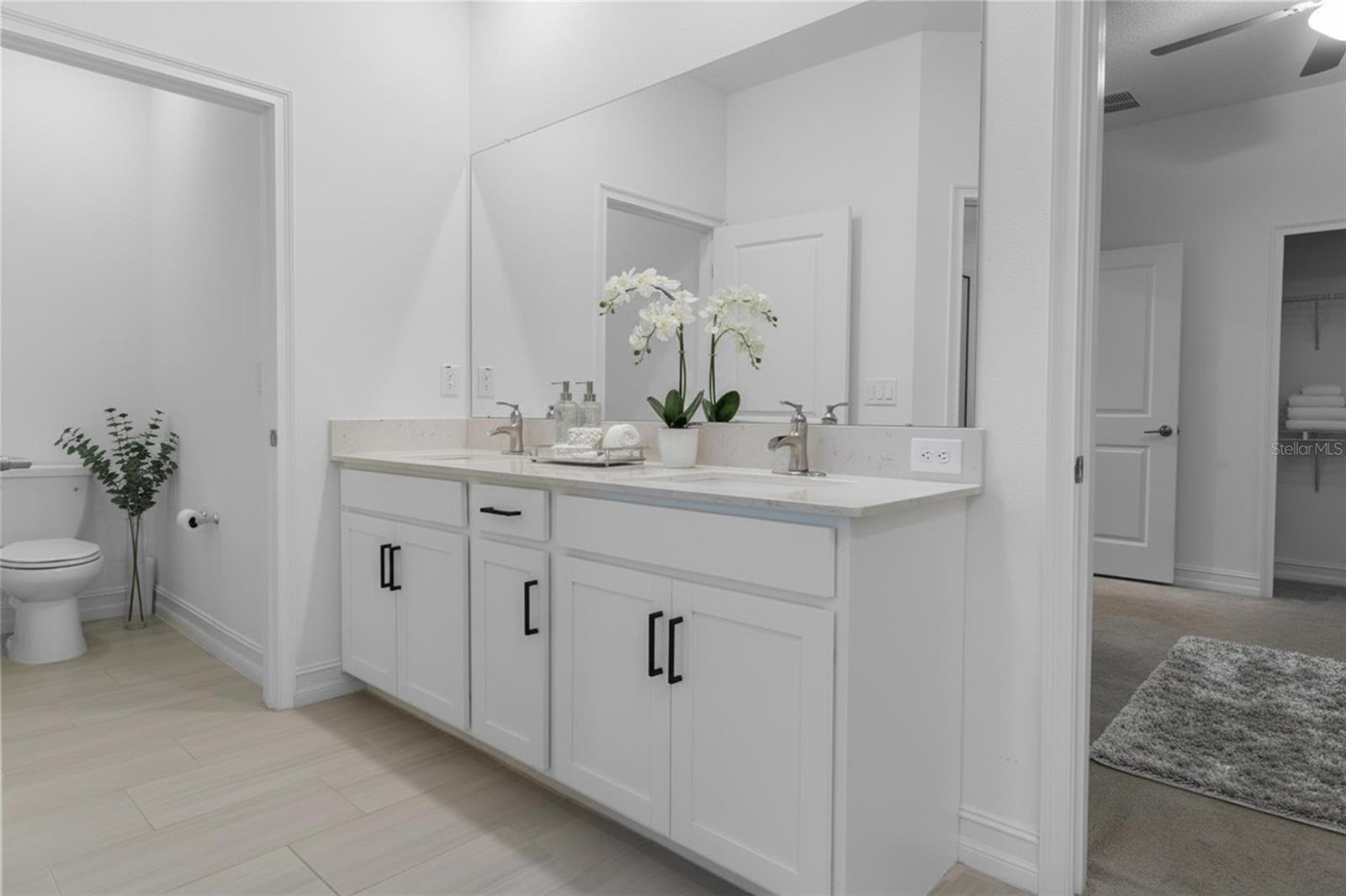 Image 27 of 54 For 19432 Forest Garden Court