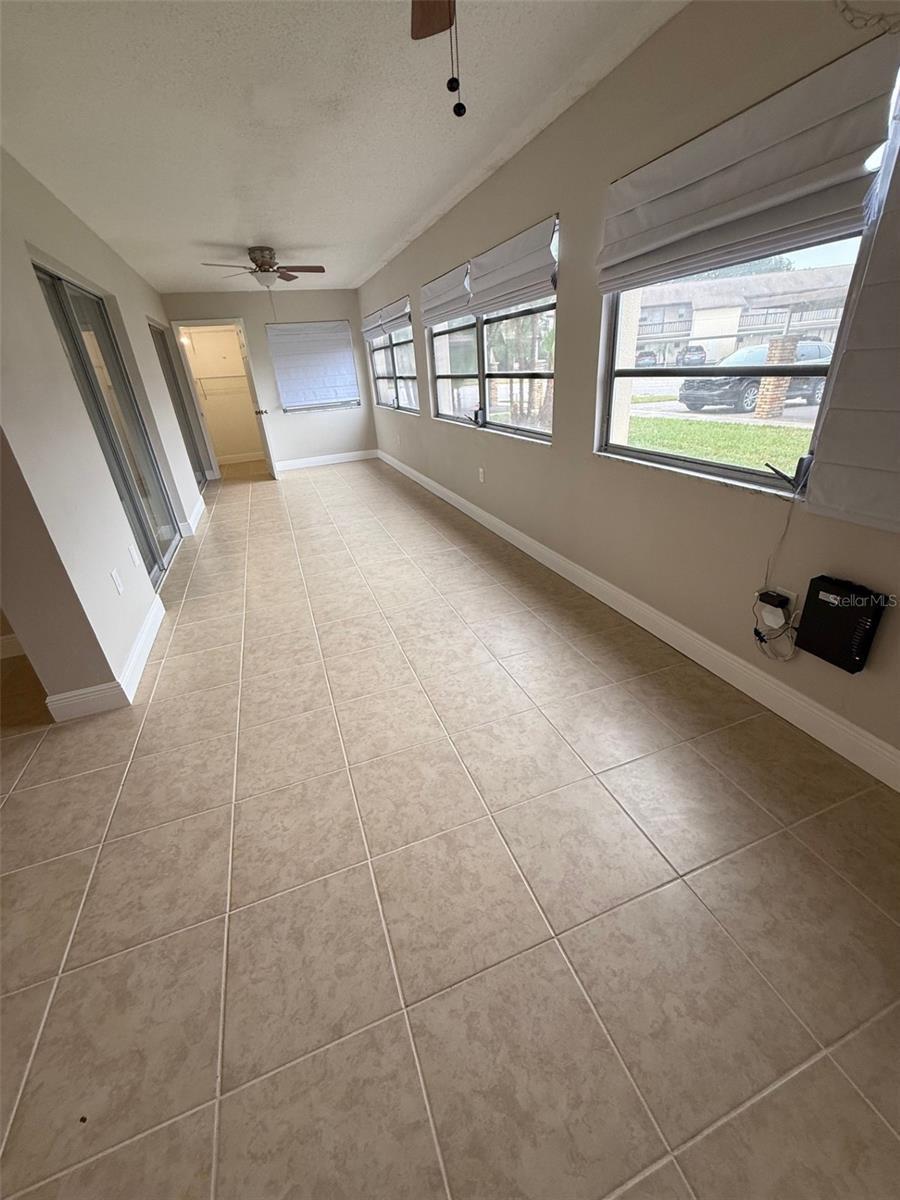 Image 10 of 21 For 4754 Marine Parkway 102-i