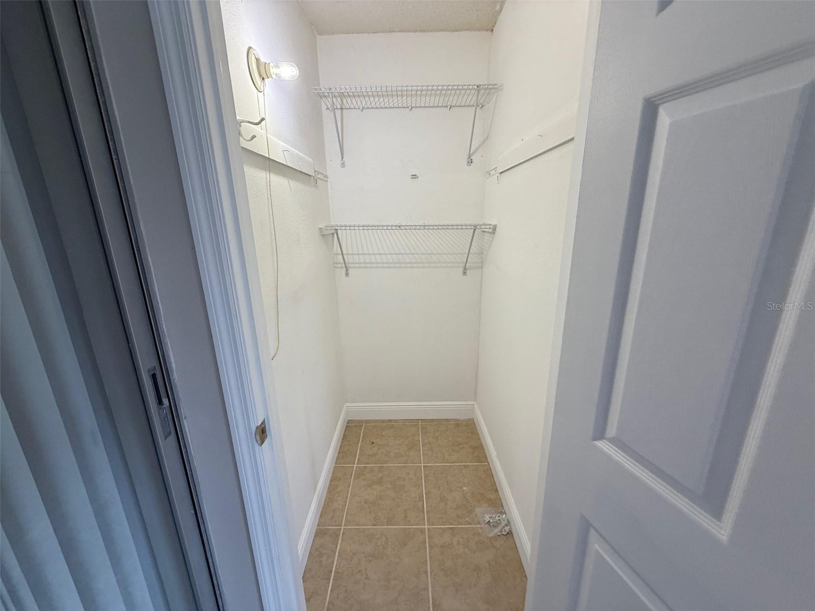 Image 11 of 21 For 4754 Marine Parkway 102-i