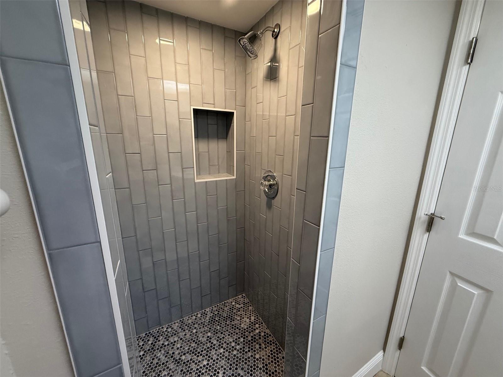 Image 14 of 21 For 4754 Marine Parkway 102-i