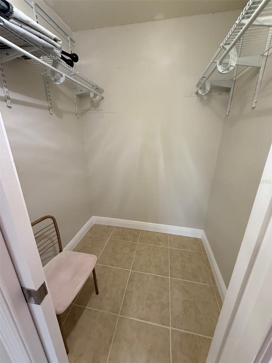 Image 17 of 21 For 4754 Marine Parkway 102-i