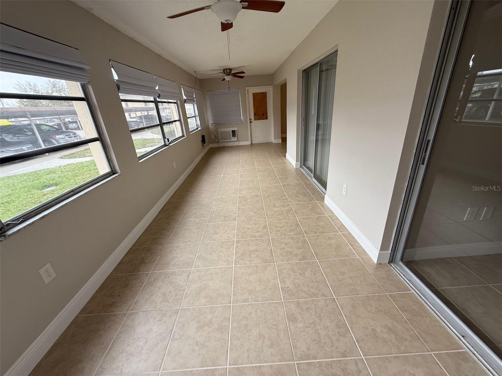 Image 9 of 21 For 4754 Marine Parkway 102-i