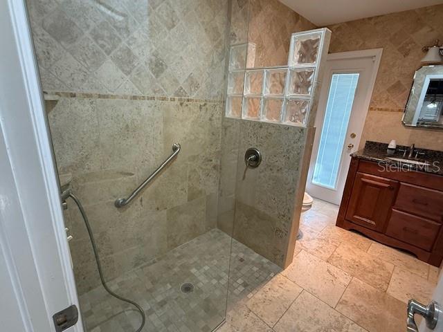 Image 12 of 19 For 6913 Pinehurst Drive