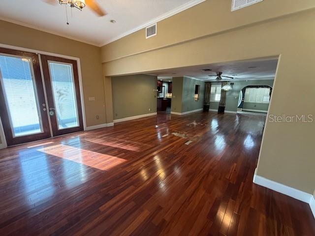 Image 5 of 19 For 6913 Pinehurst Drive