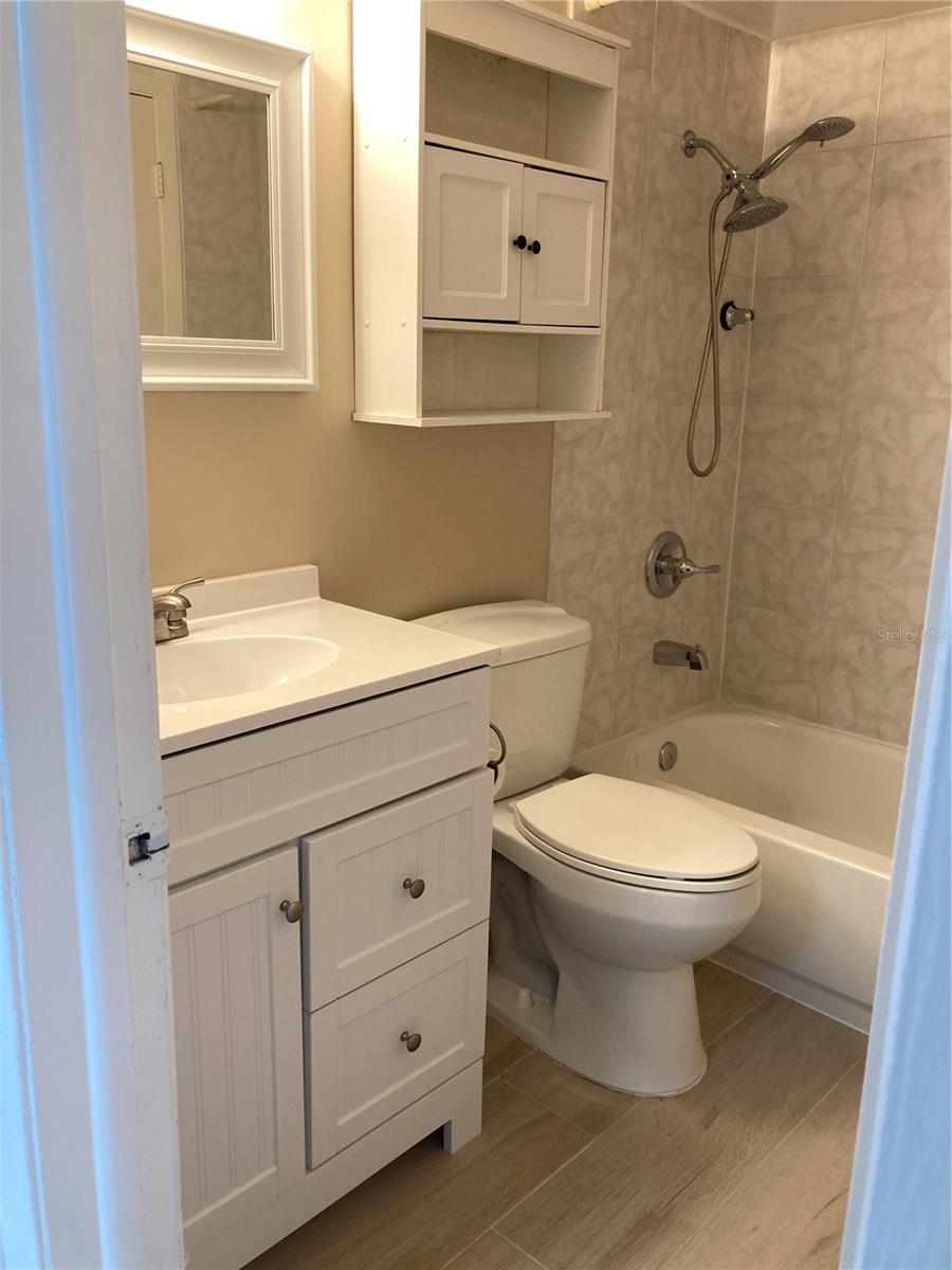 Image 11 of 23 For 3840 Lake Drive 126