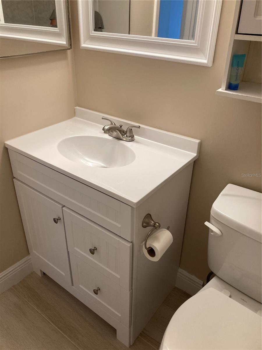 Image 21 of 23 For 3840 Lake Drive 126