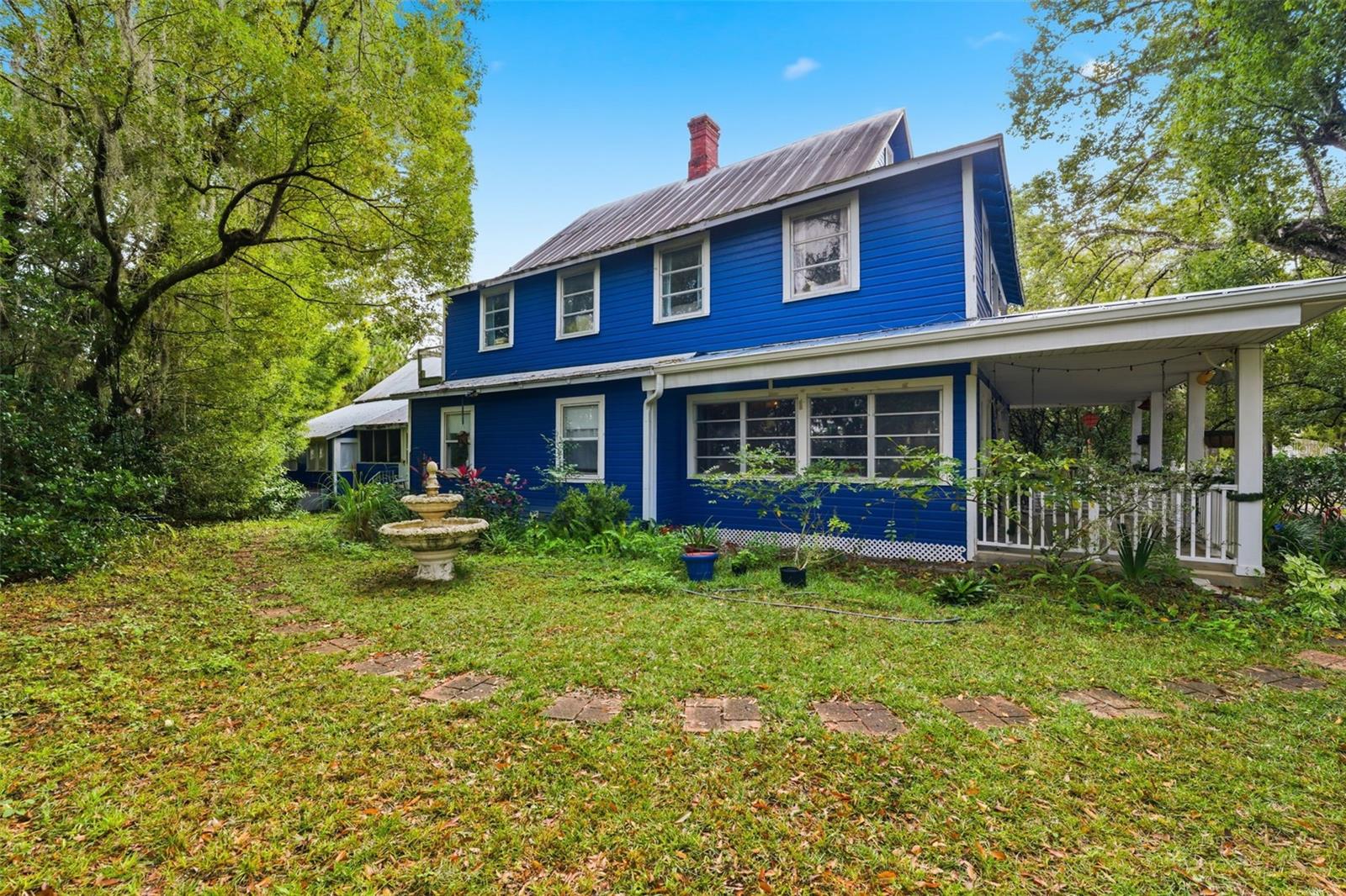 Image 19 of 71 For 117 Brooksville Avenue