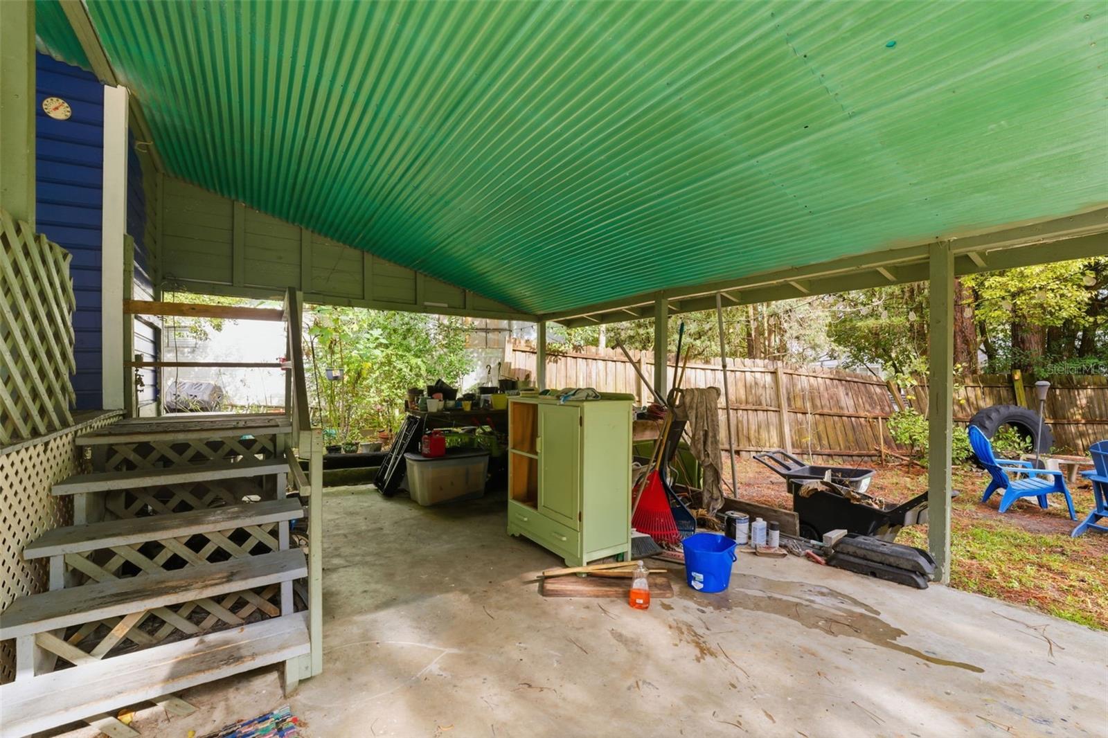 Image 22 of 71 For 117 Brooksville Avenue