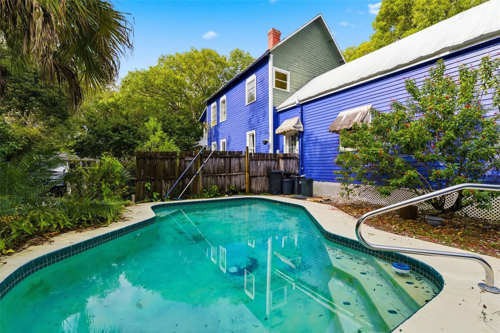 Image 25 of 71 For 117 Brooksville Avenue