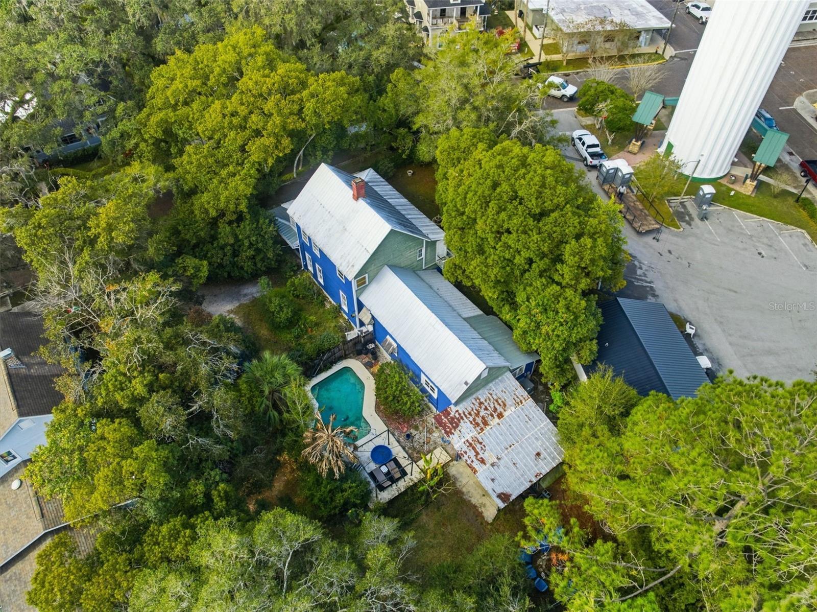 Image 35 of 71 For 117 Brooksville Avenue