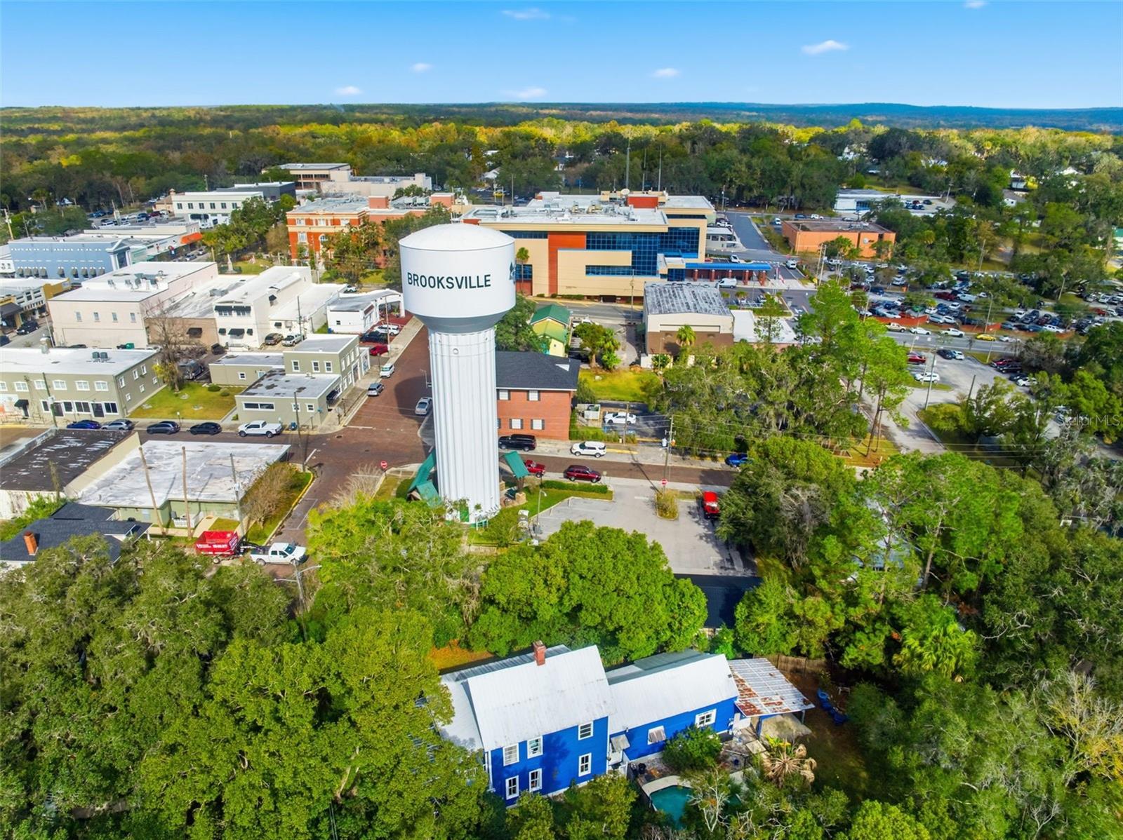 Image 36 of 71 For 117 Brooksville Avenue