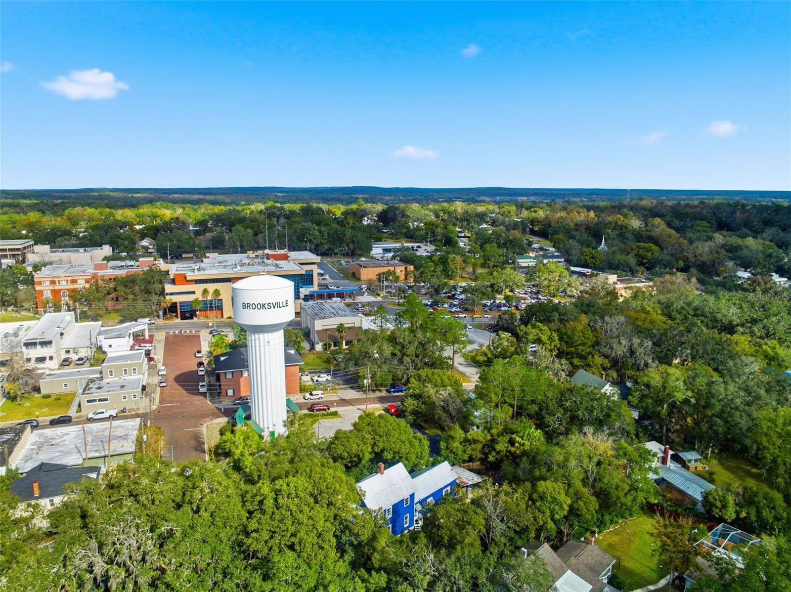 Image 39 of 71 For 117 Brooksville Avenue