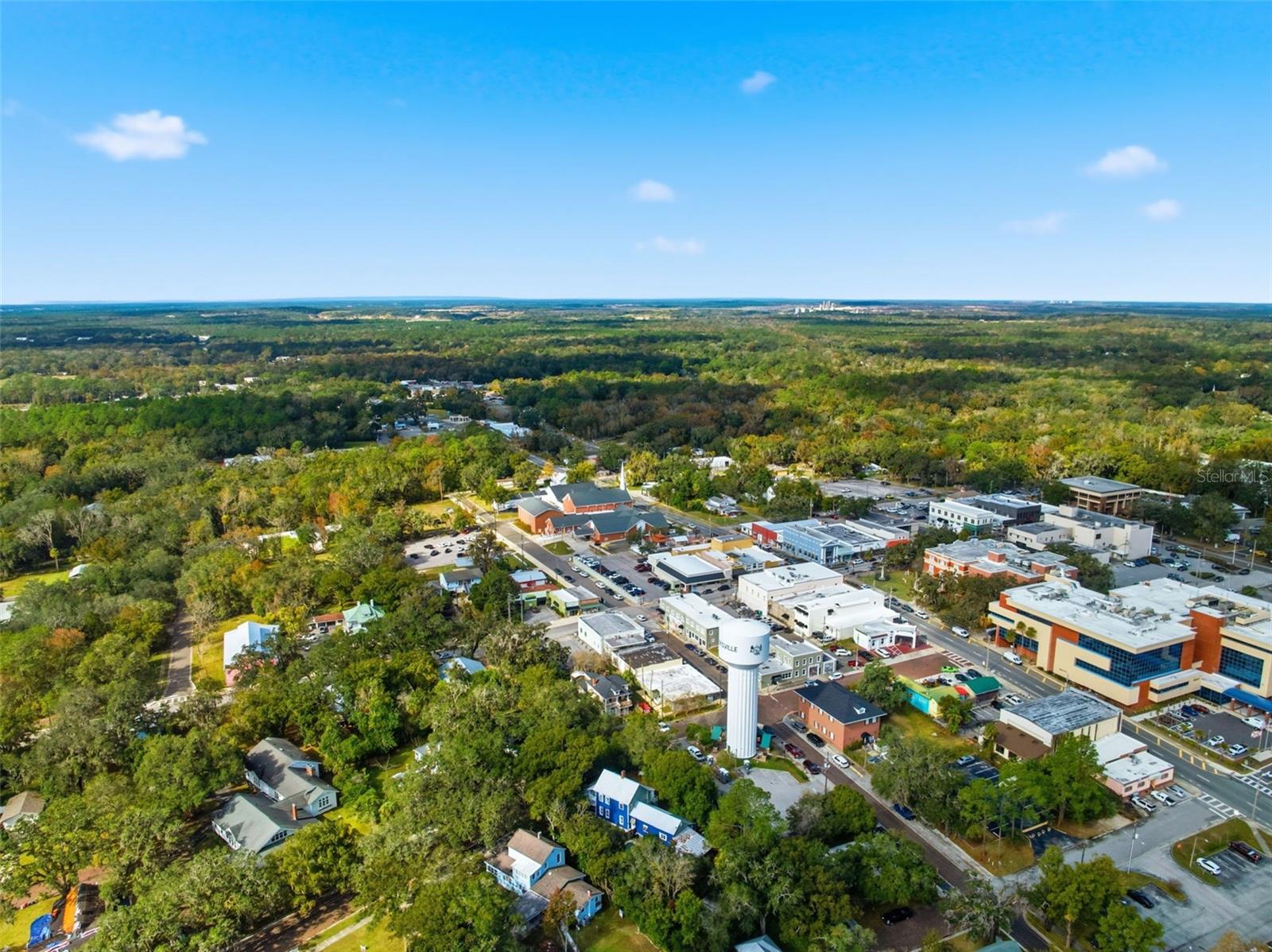 Image 41 of 71 For 117 Brooksville Avenue