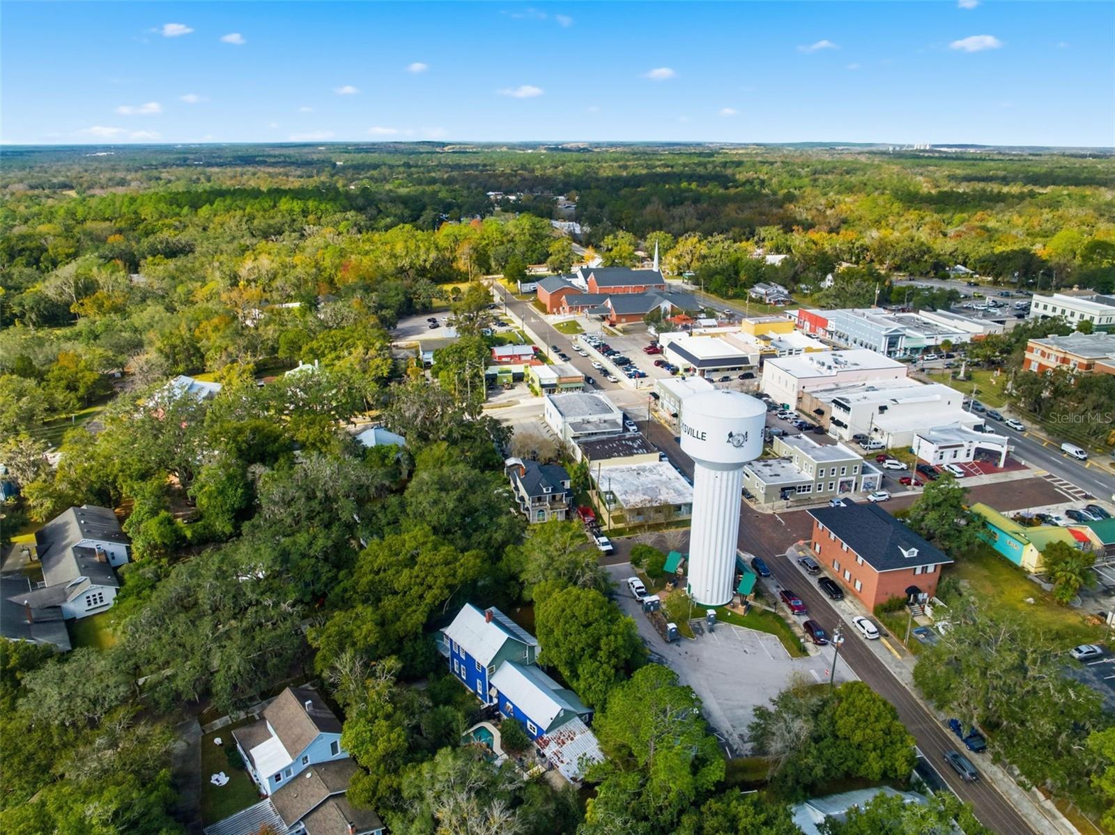 Image 43 of 71 For 117 Brooksville Avenue