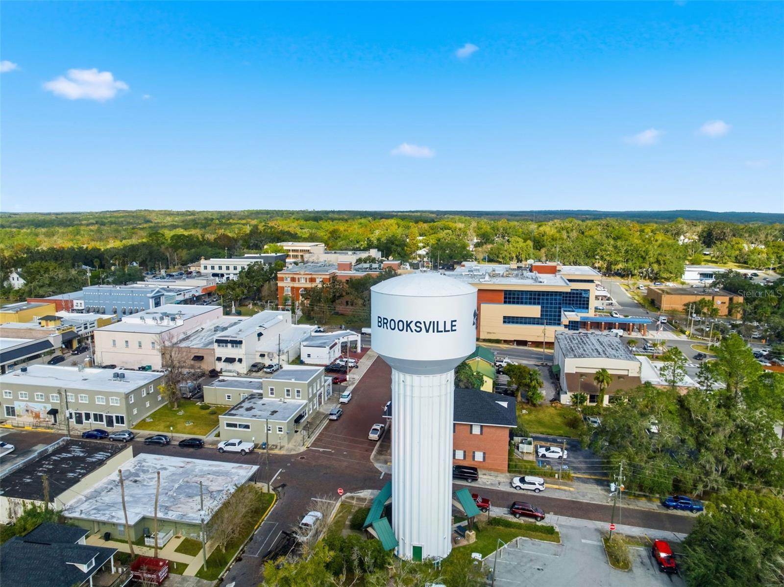 Image 45 of 71 For 117 Brooksville Avenue