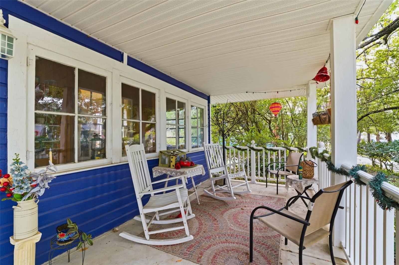 Image 52 of 71 For 117 Brooksville Avenue